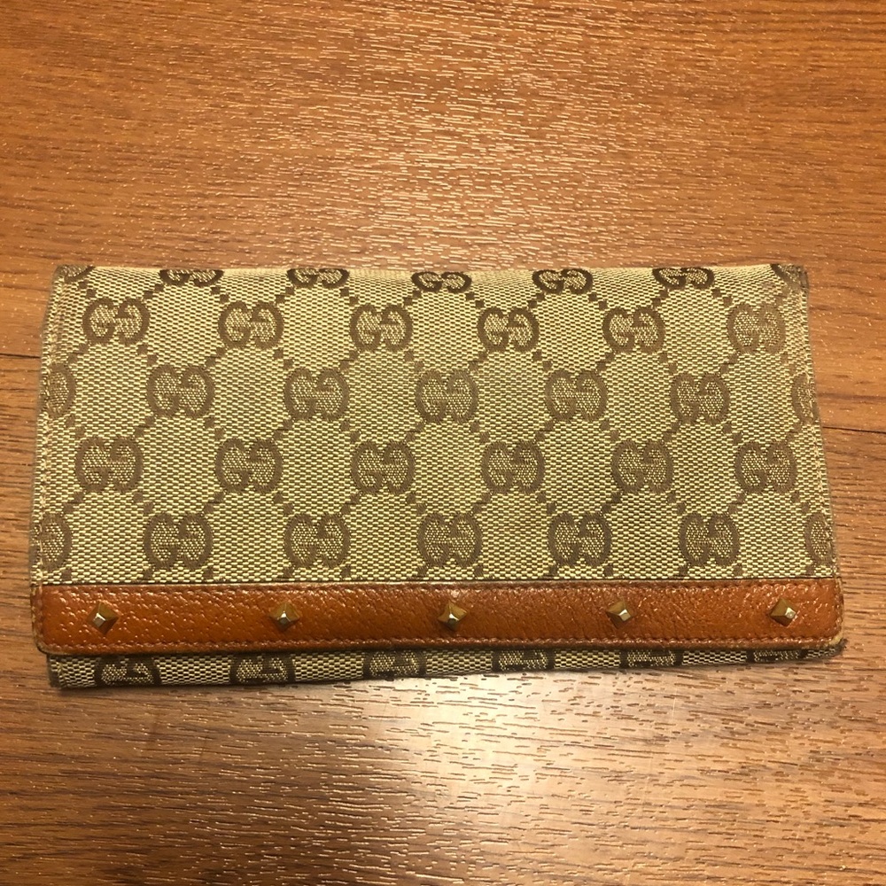 Gucci wallet